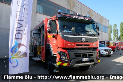 Volvo FMX III serie 
Vigili del Fuoco
Unione Distrettuale di Mezzolombardo
Corpo Volontario di Andalo (TN)
Allestimento Divitec Grizzly
VF 1W4 TN 
Parole chiave: Volvo FMX_IIIserie VF1W4TN REAS_2022