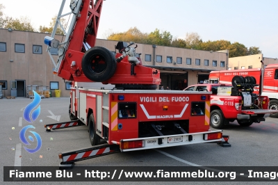 Iveco EuroFire 150E28 I serie 
Vigili del Fuoco
Comando Provinciale di Belluno
AutoScala da 30 metri allestimento Iveco-Magirus
VF 21855
Parole chiave: Iveco EuroFire_150E28_Iserie VF21855 Settimana_Protezione_Civile_2022