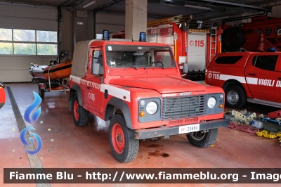 Land Rover Defender 90 
Vigili del Fuoco
Comando Provinciale di Belluno
VF 23880 
Parole chiave: Land-Rover Defender_90 VF23880 Settimana_Protezione_Civile_2022