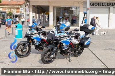 Ducati Multistrada 900 
Polizia Locale Jesolo (VE)
Allestimento Futura Veicoli Speciali
Codice Veicolo: 267
POLIZIA LOCALE YA 04101
Parole chiave: Ducati Multistrada_900 POLIZIALOCALEYA04101 POLIZIALOCALEYA04100