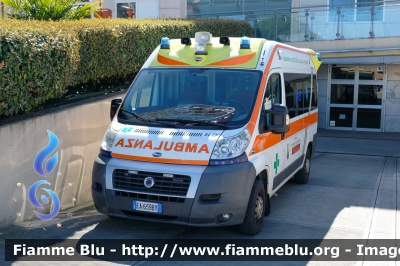 Fiat Ducato X250 
P.A. Croce Verde Cavallino Treporti (VE)
in convenzione SUEM 118 Cavalllino Emergenza
Allestimento Aricar
"INDIA CHARLIE 4" 
Parole chiave: Fiat Ducato_X250 Ambulanza