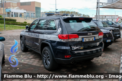 Jeep Grand Cherokee IV serie restyle 
Polizia Locale Venezia
Codice Veicolo: 101
POLIZIA LOCALE YA 590 AK
Parole chiave: Jeep Grand_Cherokee_IVserie_restyle POLIZIALOCALEYA590AK