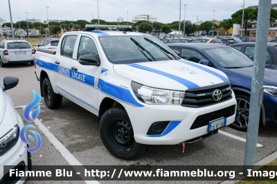 Toyota Hilux VIII serie
Polizia Locale Grado (GO)
Allestimento Bertazzoni Veicoli Speciali
Codice Veicolo: 02
POLIZIA LOCALE YA 817 AK
Parole chiave: Toyota Hilux_IIIserie POLIZIALOCALEYA817AK