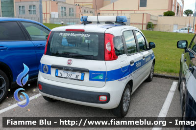  Fiat Nuova Panda II serie 
Polizia Locale Pianoro (BO)
Allestimento Focaccia
Codice Veicolo: 02
POLIZIA LOCALE YA 727 AF 
Parole chiave: Fiat Nuova_Panda_IIserie POLIZIALOCALEYA727AF