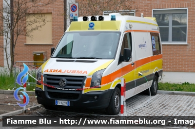 Volkswagen Crafter I serie 
Cooperativa sociale Castel Monte Onlus
in convenzione SUEM 118 Caorle Emergenza
Punto di Primo Intervento Caorle (VE)
Allestimento Nepi 
"352"
Parole chiave: Volkswagen Crafter_Iserie Ambulanza