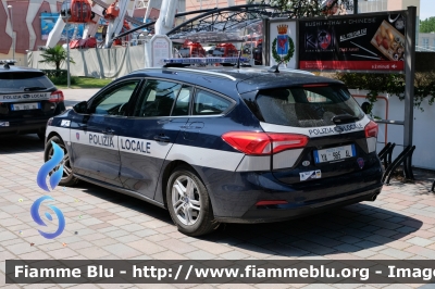 Ford Focus Stylewagon IV serie restyle 
Polizia Locale Jesolo (VE)
Allestimento Futura Veicoli Speciali
Codice Veicolo: 128
POLIZIA LOCALE YA 985 AL 
Parole chiave: Ford Focus_Stylewagon_IVserie_restyle POLIZIALOCALEYA985AL