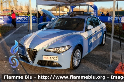 Alfa-Romeo Nuova Giulia 
Polizia di Stato
Squadra Volante
Allestimento FCA
POLIZIA M7720
Parole chiave: Alfa-Romeo Nuova_Giulia POLIZIAM7720