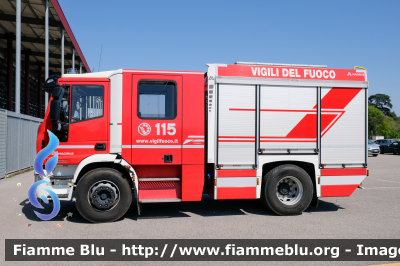 Iveco EuroCargo MaxiCity 180E30 III serie
Vigili del Fuoco
Comando Provinciale di Padova
Distaccamento Permanente di Cittadella
AutoPompaSerbatoio allestimento Iveco-Magirus
VF 29216
Parole chiave: Iveco EuroCargo_MaxiCity_180E30_IIIserie VF29216