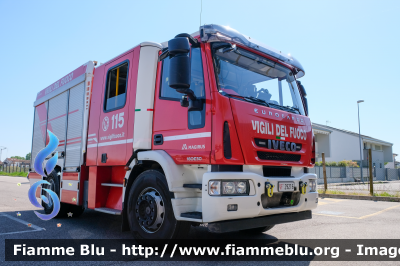 Iveco EuroCargo MaxiCity 180E30 III serie
Vigili del Fuoco
Comando Provinciale di Padova
Distaccamento Permanente di Cittadella
AutoPompaSerbatoio allestimento Iveco-Magirus
VF 29216
Parole chiave: Iveco EuroCargo_MaxiCity_180E30_IIIserie VF29216