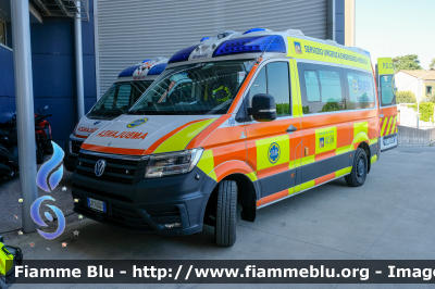 Volkswagen Crafter II serie 
Azienda ULSS 6 Euganea
SUEM 118 ULSS 6 Emergenza
Ospedale di Cittadella (PD)
Allestimento Ambitalia
"BRAVO 10" 
Parole chiave: Volkswagen Crafter_IIserie Ambulanza