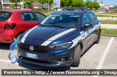 Fiat Nuova Tipo
Polizia Locale Monselice (PD)
Allestimento Ciabilli
Codice Veicolo: 4
POLIZIA LOCALE YA 123 AN 
Parole chiave: Fiat Nuova_Tipo POLIZIALOCALEYA123AN