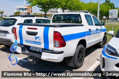 Toyota Hilux VIII serie 
Polizia Locale Grado (GO)
Allestimento Bertazzoni Veicoli Speciali
Codice Veicolo: 02
POLIZIA LOCALE YA 817 AK 
Parole chiave: Toyota Hilux_IIIserie POLIZIALOCALEYA817AK