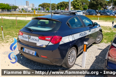 Alfa Romeo Nuova Giulietta restyle
Polizia Locale Noventa Padovana (PD)
Allestimento Bertazzoni Veicoli Speciali
Codice Veicolo: 01
POLIZIA LOCALE YA 662 AF
Parole chiave: Alfa-Romeo Nuova_Giulietta_restyle POLIZIALOCALEYA662AF