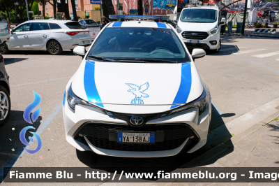 Toyota Corolla Hybrid 
Polizia Locale
Corpo intercomunale del Cervignanese
Codice Veicolo: 08
POLIZIA LOCALE YA 138 AJ 
Parole chiave: Toyota Corolla_Hybrid POLIZIALOCALEYA138AJ