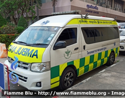 Toyota Hiace
ราชอาณาจักรไทย - Thailand - Tailandia
Nakhon Pathom Hospital
Parole chiave: Ambulanza Ambulance