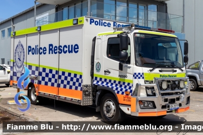 Hino ?
Australia
New South Wales Police
Rescue 90
