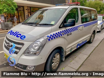 Hyundai H1
Australia
New South Wales Police
