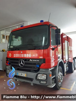 Mercedes-Benz Actros II serie
Portugal - Portogallo
Madeira - Bombeiros Voluntários Sao Vicente
