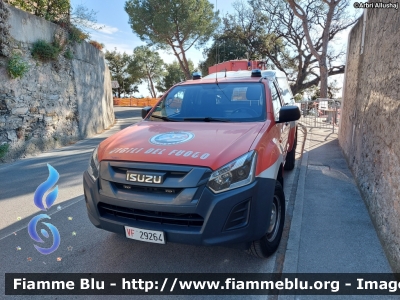 Isuzu D-Max II serie restyle
Vigili del Fuoco 
Comando Provinciale di La Spezia 
Nucleo S.A.P.R.
VF 29264
Frana di Camogli 
Parole chiave: Isuzu D-Max_IIserie_restyle VF29264