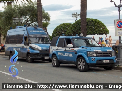 Land Rover Discovery 4
Polizia di Stato
VIII Reparto Mobile Firenze
Allestimento Marazzi
Decorazione Grafica Artlantis
POLIZIA M1284
Parole chiave: Land-Rover Discovery_4 POLIZIAM1284