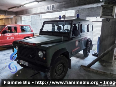 Land Rover Defender 110
Vigili del Fuoco 
Comando Provinciale di La Spezia 
VF 28273
-Ex Corpo Forestale dello Stato-
Parole chiave: Land Rover_Defender_110 VF28273