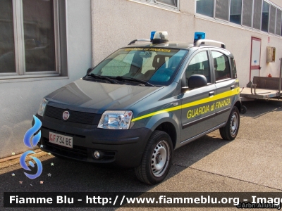 Fiat Nuova Panda 4x4 I serie
Guardia di Finanza 
Soccorso Alpino
GdiF 734 BE
Parole chiave: Fiat Nuova_Panda_4x4_Iserie GdiF734BE