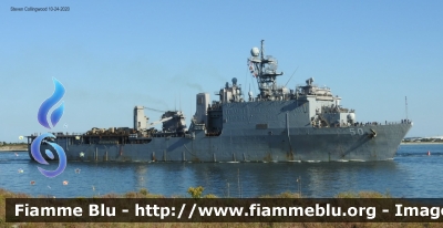 Nave Appoggio Anfibio
United States of America - Stati Uniti d'America
US Navy
USS Carter Hall (LSD-50)
