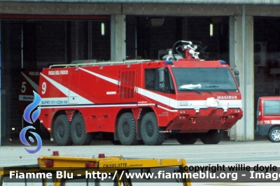 Iveco Magirus SuperDragon X8 I serie
Vigili del Fuoco
Comando Provinciale di Verona
Distaccamento Aeroportuale
AutoIdroSchiumaPolvere allestimento Iveco-Magirus
VF 24732
