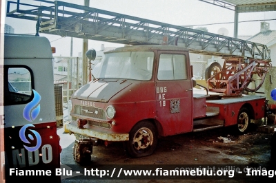 Opel Bliz
Portugal - Portogallo
Bombeiros Parede
