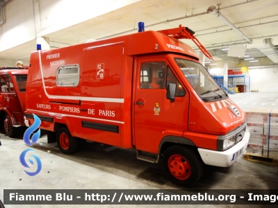 Renault B90
France - Francia
Brigade Sapeurs Pompiers de Paris
