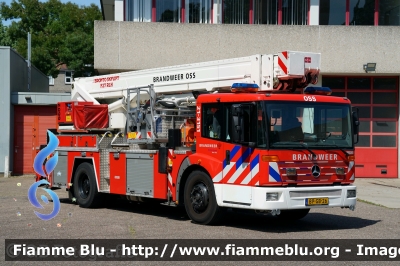 Mercedes-Benz Econic
Nederland - Paesi Bassi
Brandweer Regio 21 Brabant-Noord
