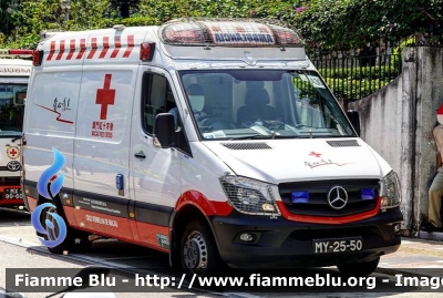 Mercedes-Benz Sprinter III serie restyle
中国 - China - Cina
Cruz Vermelha de Macau - Macau Red Cross
Parole chiave: Ambulanza Ambulance