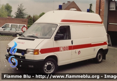 Volkswagen Transporter T4
Koninkrijk België - Royaume de Belgique - Königreich Belgien - Kingdom of Belgium - Belgio
Brandweer Sint Gills Waas
Parole chiave: Ambulanza Ambulance