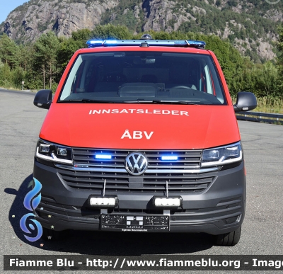 Volkswagen Transporter T6
Kongeriket Norge - Kongeriket Noreg - Norvegia
Brannvesen Ålesund Kommune / Lepsoy
