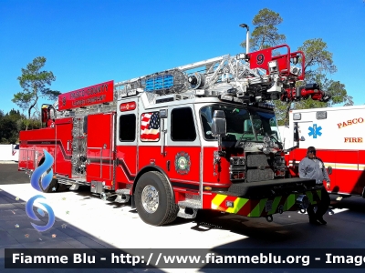 E-One
United States of America - Stati Uniti d'America
Pasco County FL Fire Rescue
