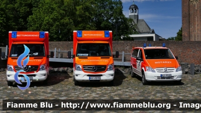 Mercedes-Benz Sprinter III serie restyle
Bundesrepublik Deutschland - Germany - Germania
Rettungsdienst Kreises Kleve
Parole chiave: Ambulanza Ambulance