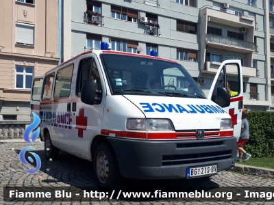 Peugeot Boxer I serie
Република Србија - Repubblica Serba
Полиција Србије - Polizia Serba
Parole chiave: Ambulanza Ambulance