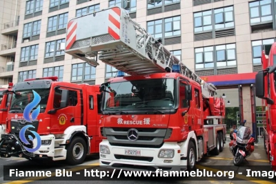 Mercedes-Benz Actros III serie
中国 - China - Cina
Shanghai Fire service
