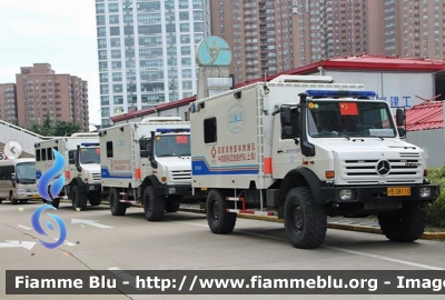 Mercedes-Benz Unimog 
中国 - China - Cina
Shanghai Ambulance /WHO World Health Organization
emergenza Coronavirus
