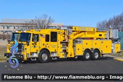 Seagrave Marauder
United States of America - Stati Uniti d'America
Woodbridge VA Volunteer Fire Department
