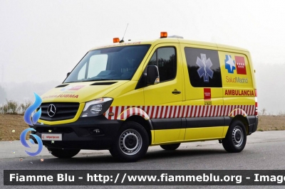 Mercedes-Benz Sprinter III serie restyle
España - Spagna
SUMMA 112
Salud Madrid
Parole chiave: Mercedes-Benz Sprinter_IIIserie_Restyle Ambulanza Ambulance