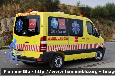 Mercedes-Benz Sprinter III serie restyle
España - Spagna
SUMMA 112
Salud Madrid
Parole chiave: Mercedes-Benz Sprinter_IIIserie_Restyle Ambulanza Ambulance