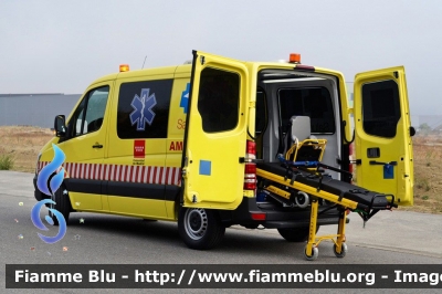 Mercedes-Benz Sprinter III serie restyle
España - Spagna
SUMMA 112
Salud Madrid
Parole chiave: Mercedes-Benz Sprinter_IIIserie_Restyle Ambulanza Ambulance