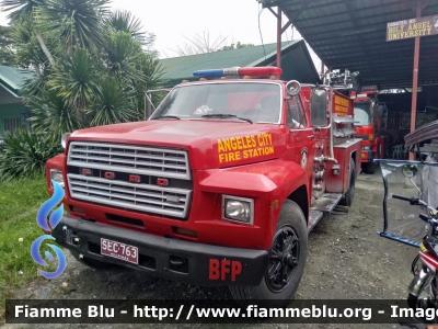 Ford ?
Repúbliká ng Pilipinas - Republic of the Philippines - Filippine
Volunteer Associations Fire And Rescue
