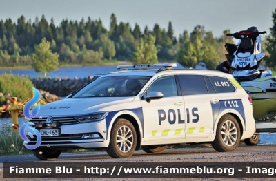 Volkswagen Passat Variant
Suomi - Finland - Finlandia
Poliisi - Polis - Polizia
