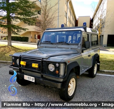 Land Rover Defender 90
Guardia di Finanza
Scuola Ispettori e Sovrintendenti di L'Aquila
GdiF 317 AP
