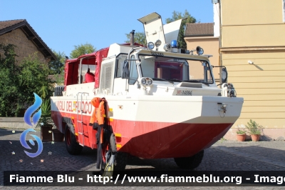 Iveco 6640G
Vigili del Fuoco
Comando Provinciale di Napoli
Allestita Iveco-Magirus
VF 14594
Parole chiave: Iveco 6640G VF145594