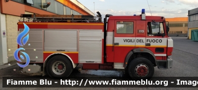 Iveco 190-26
Vigili del Fuoco
Comando Provinciale di Cremona
Distaccamento Volontario di Piadena
VF 16006
Parole chiave: Iveco 190-26 VF16006