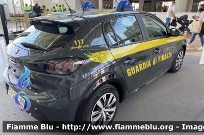 Peugeot e-208
Guardia di Finanza
Allestimento Focaccia
GdiF 081 BQ
In esposizione al Reas 2021

Parole chiave: Peugeot e-208