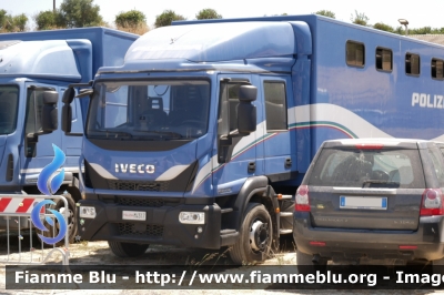 Iveco EuroCargo 160-280 IV serie
Polizia di Stato
Reparto a Cavallo
Allestimento Valli
POLIZIA M4317
Parole chiave: Iveco EuroCargo_160-280_IVserie POLIZIAM4317